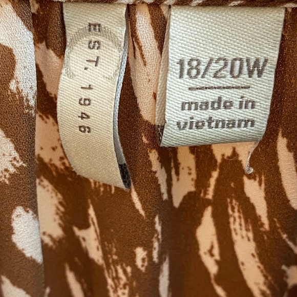 Elegant C Est 1946 Brown and White Women's Blouse Size 18/20W - Picture 4 of 5